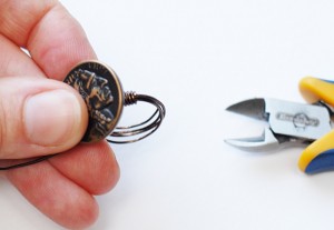 11 Vintage Button Ring - Keri Lee Sereika