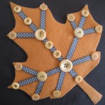 DIY No-Sew Fleece Pillow -Fall Themed