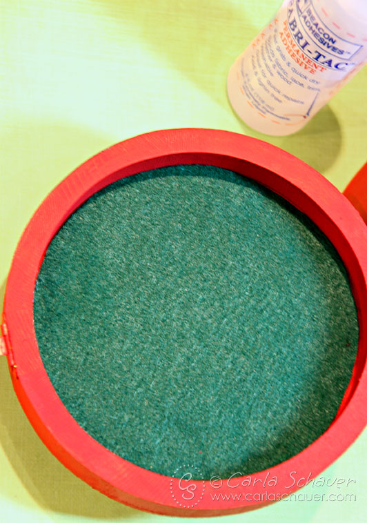 Felt Lid Lining of Holiday Candy Gift Box with Buttons
