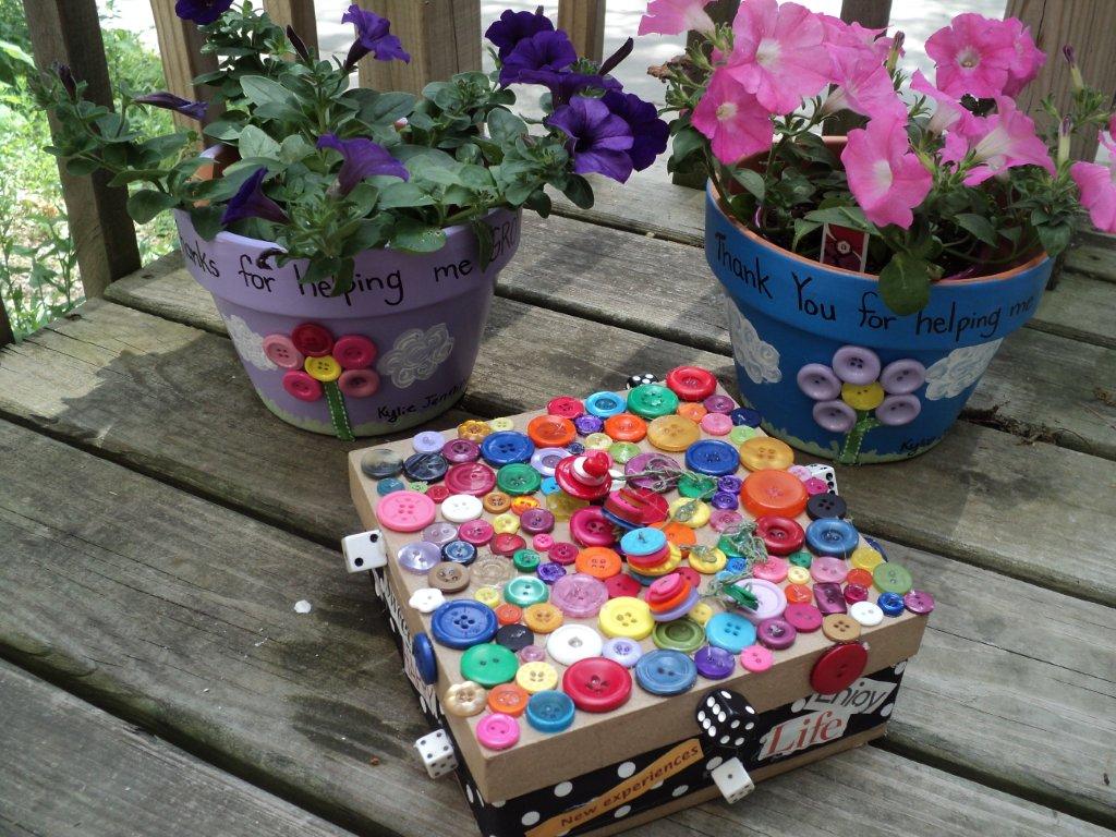 ButtonsFlowerPotandBox