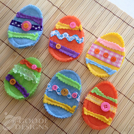 Mini felt Easter Egg treat pouches