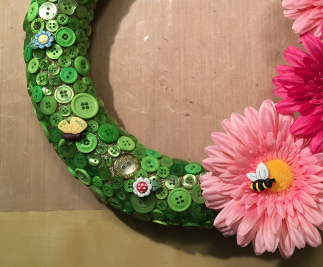 Button wreath close-up