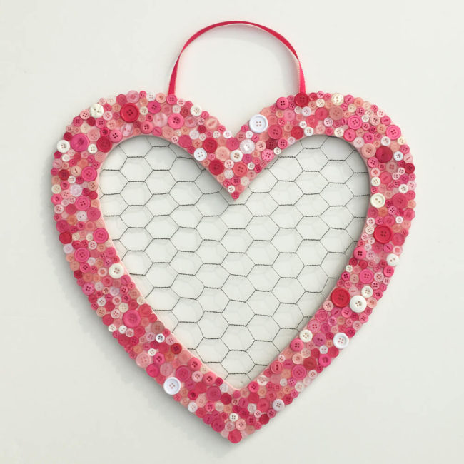 Button Heart Chicken Wire Memo Board