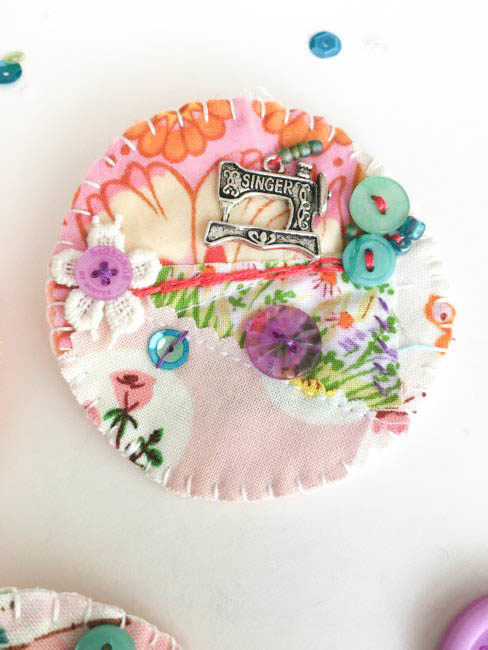 sew crafty brooch