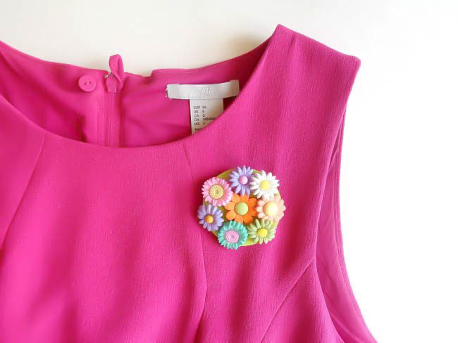 DIY Flower Button Brooches