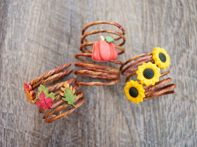 Thanksgiving wire napkin rings with fall friends buttons