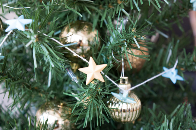 Mini Tree Star Button Garland